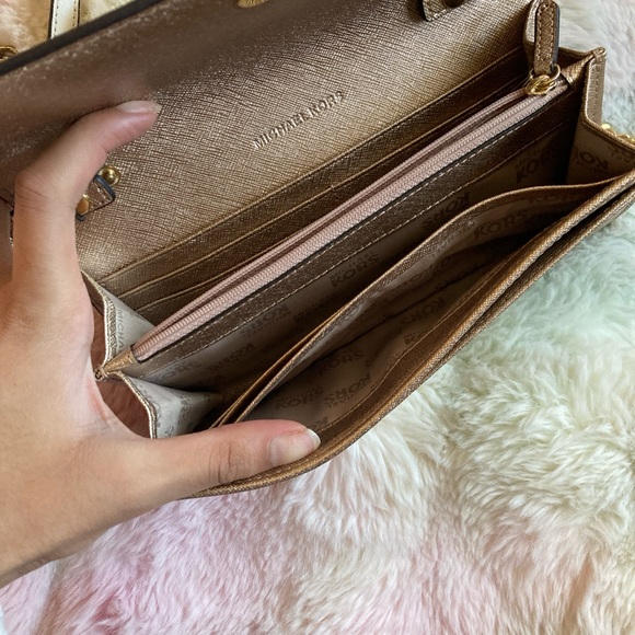 Michael Kors jet set bundle - Picture 4 of 5